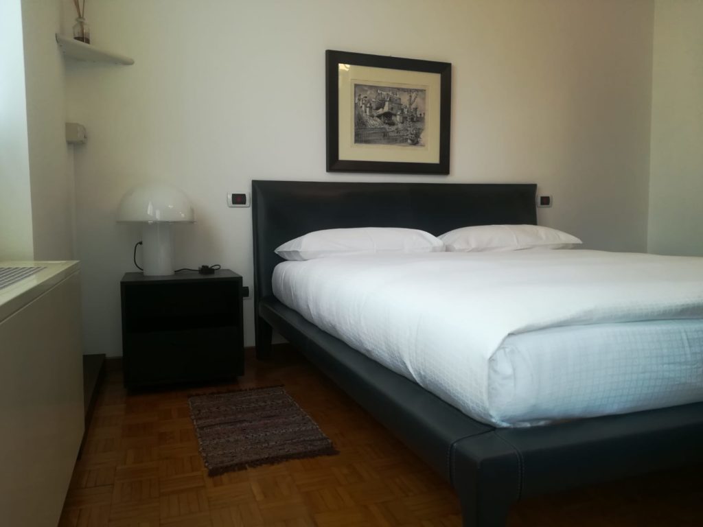 Rana B&B Orbago: letto matrimoniale double room